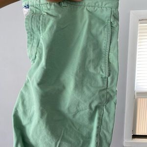 Vineyard vines aqua shorts!